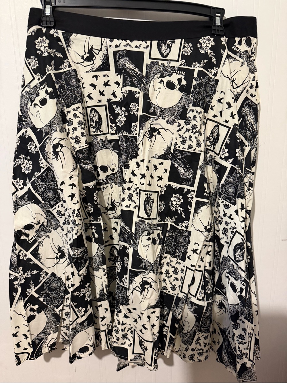 Thorn and Fable Black & White Gothic Skull Pattern skirt 2X